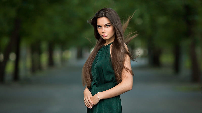 Models, Model, Brown Eyes, Brunette, Depth Of Field, Girl, Green Dress ...