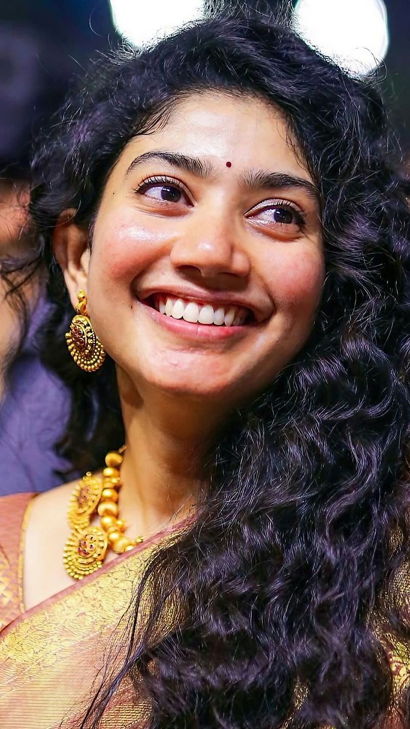 Sai Pallavi , Portrait, actress, sai pallavi smile, HD phone wallpaper