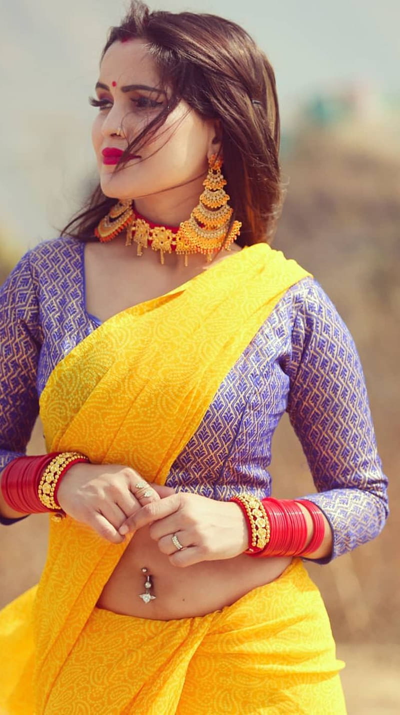 Seema Bharathi, model, saree lover, bong rocks, navel show, HD phone  wallpaper | Peakpx