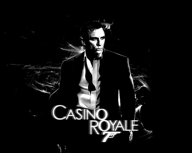 Casino Royale 2, actoin, movie, black and white, black, james bond, casino, casino royale, entertainment, white, 007, HD wallpaper
