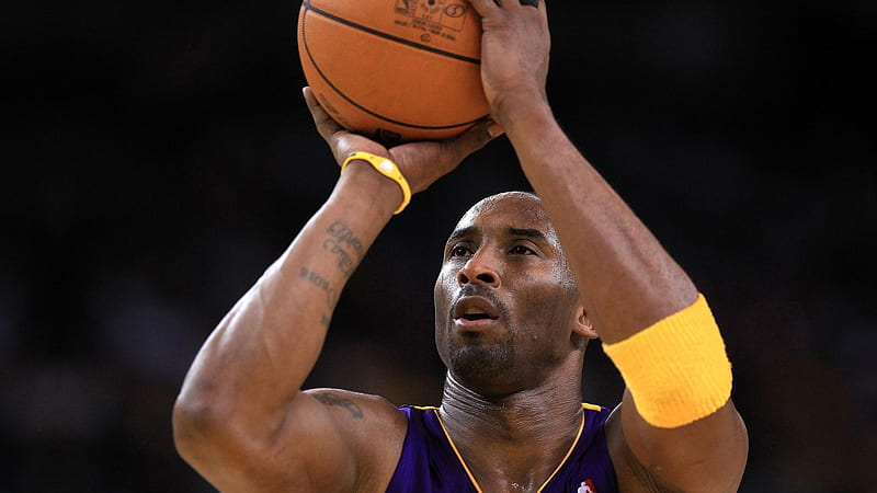 Kobe Bean Bryant Is Throwing Basketball Wearing Blue Sports Dress Celebrities, HD wallpaper