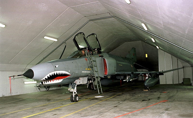 McDonnell Douglas F-4 Phantom, fighter, douglas, phantom, f4, jet, mcdonnell, HD wallpaper