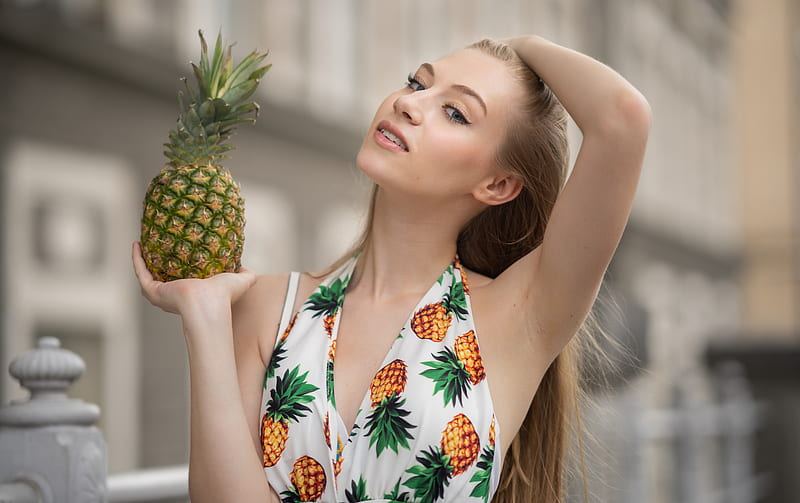 Girl Posing With Pineapple, girls, model, HD wallpaper