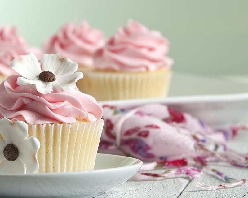 Pink Cupcakes, pretty, delicious, food, sweet, dessert, cupcake, bakery, gentle, flower, pink, HD wallpaper