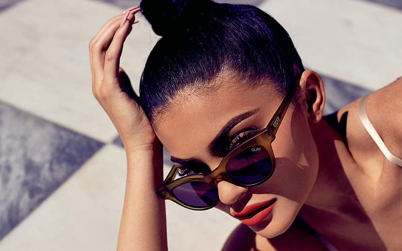 Kylie Jenner brunette, beauty, Hollywood, Quay Australia, beautiful woman, sunglasses, HD wallpaper
