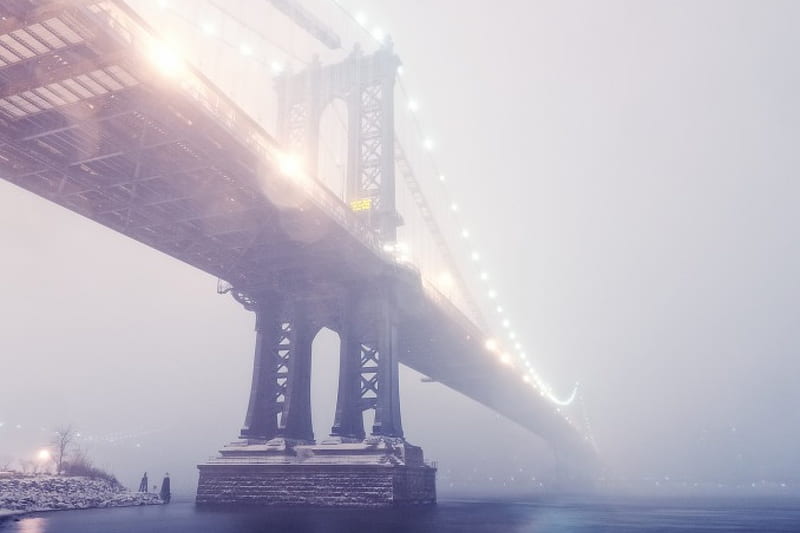 magnificent manhattan bridge in a winter fog, rive, bridge, lights, fog, winter, HD wallpaper