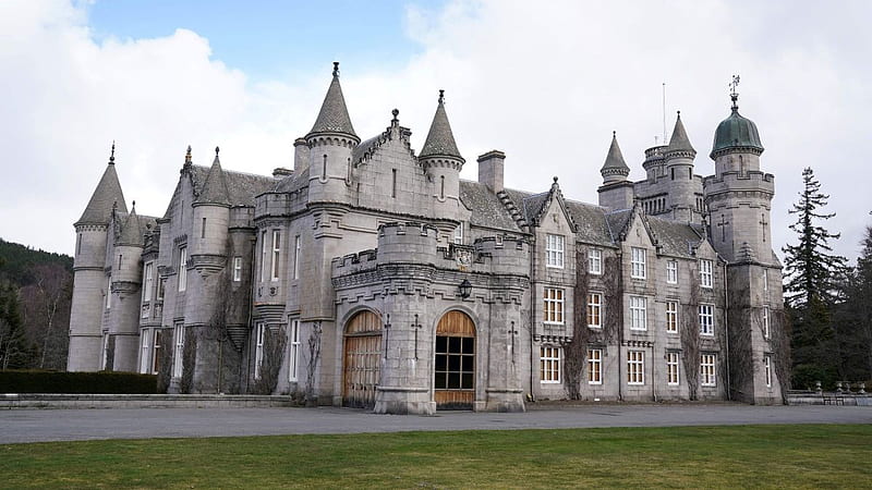Balmoral Castle: The importance of Queen Elizabeth II's Scottish summer residence, HD wallpaper