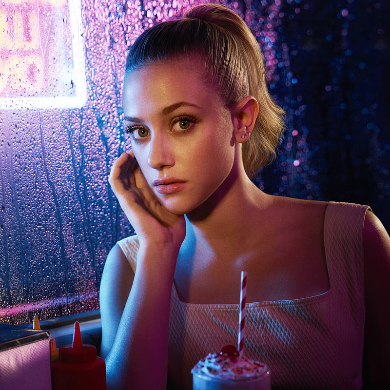 Betty Cooper In Riverdale, riverdale, tv-shows, betty-cooper, HD phone wallpaper