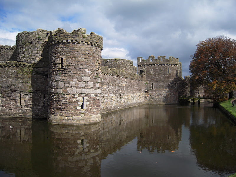Castle Beamaris in Wales, castles, wales, moats, ancient stonework, HD wallpaper
