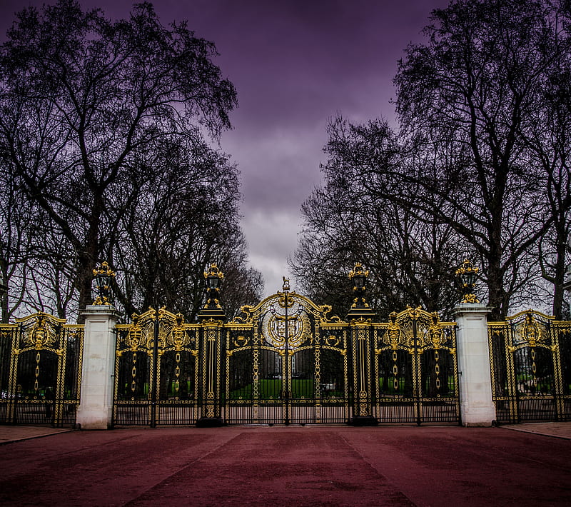 Buckingham, architecture, colors, gate, london, red, sky, HD wallpaper