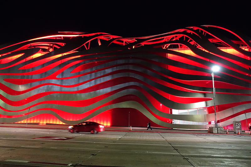 Automotive museum, building, city nights, los angles, night, reds, HD wallpaper