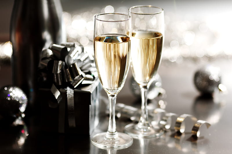 Happy New Year holiday, decoration, glasses, box, bonito, gift, elegant, graphy, nice, cool, balls, drink, champagne, HD wallpaper