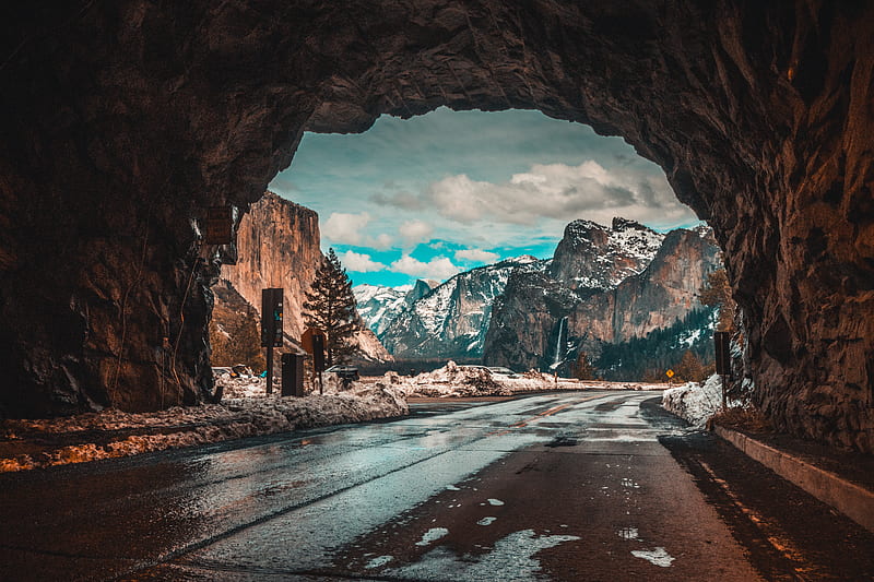 empty road tunnel leading to mountains, HD wallpaper