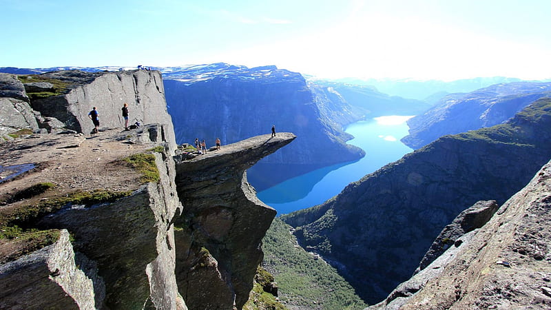 trolltunga in odda norway, fjord, hikers, cliffs, tounge, HD wallpaper