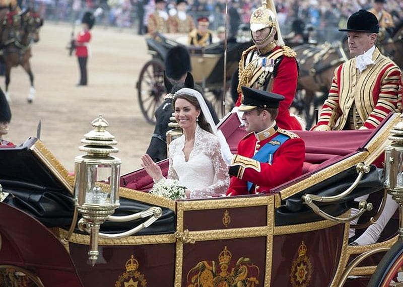 William & Kate - Horse & Carriage, married, england, regal, royals, wedding, carriage, happy, love, london, couple, HD wallpaper