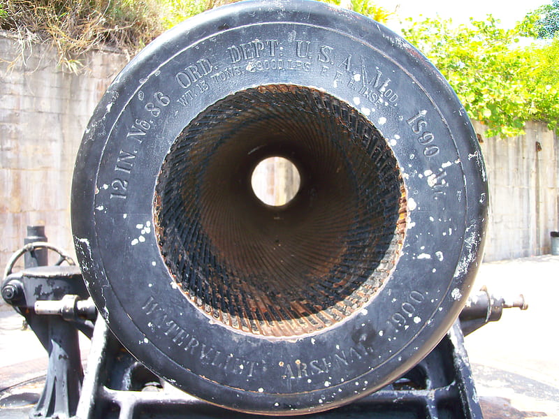 ~Looking Down the Barrel of a Seacoast Mortar Cannon~Fort De Soto, Florida~, grooves, florida, gun, foilage, barrel, history, cannon, fort, HD wallpaper