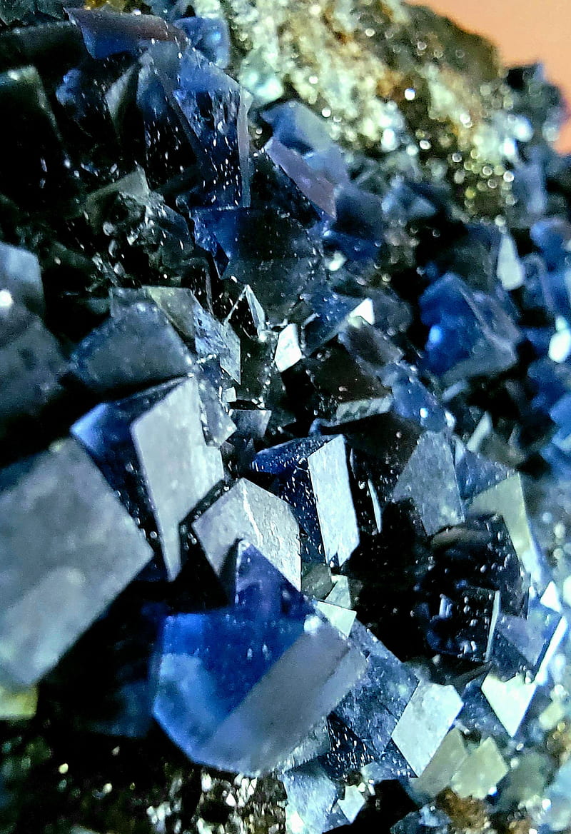 Fluorite crystal , beauty, blue, blue fluorite, gem, mineral, stone, HD phone wallpaper