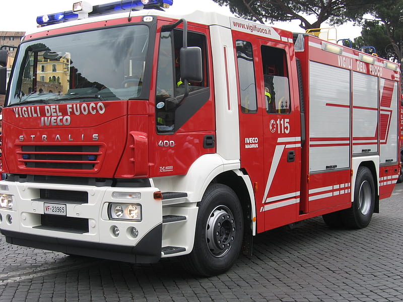 iveco stralis, fire, engine, stralis, iveco, HD wallpaper