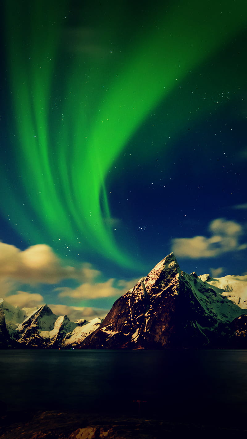 Download Starry Aurora Borealis Relaxing iPhone Wallpaper  Wallpaperscom
