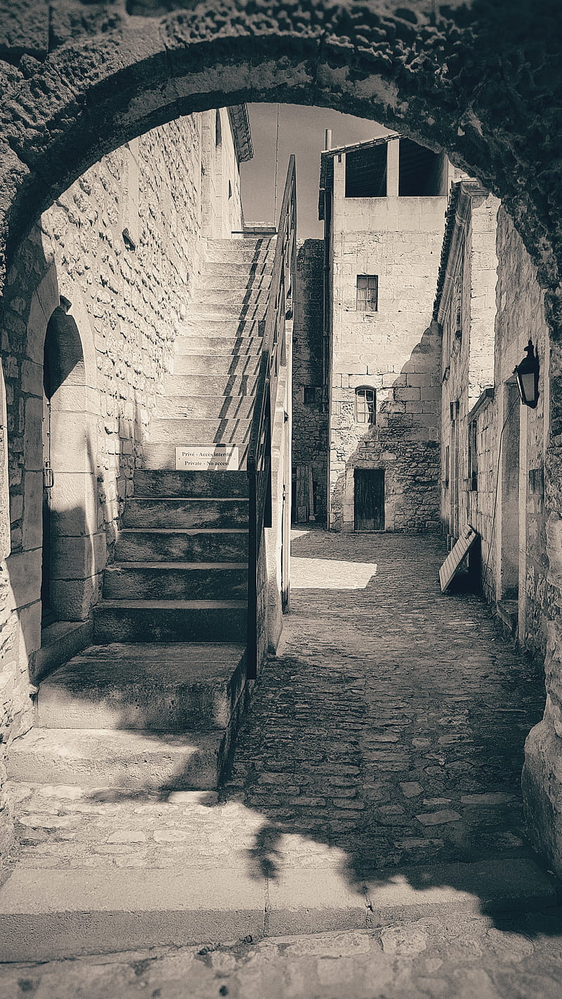 Old staircase, black, brick, city, door, gris, landscape, nature, samsung, sepia, stone, town, wall, HD phone wallpaper