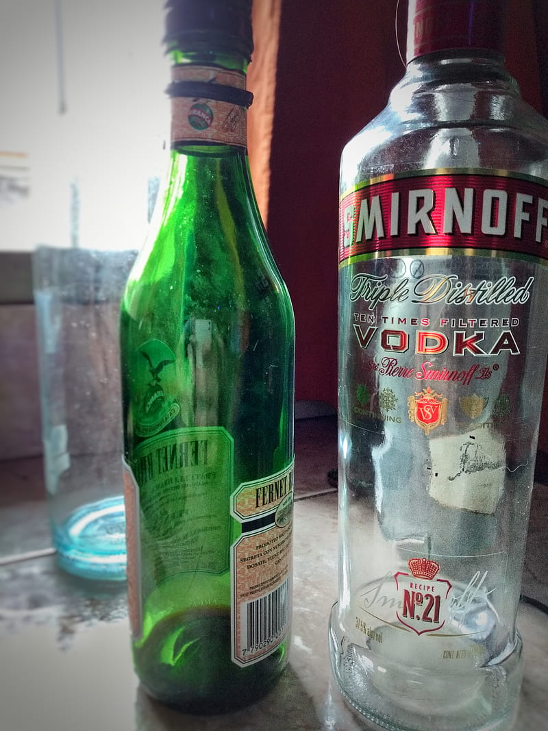 Vodka, rum, fondo, 2017, HD phone wallpaper