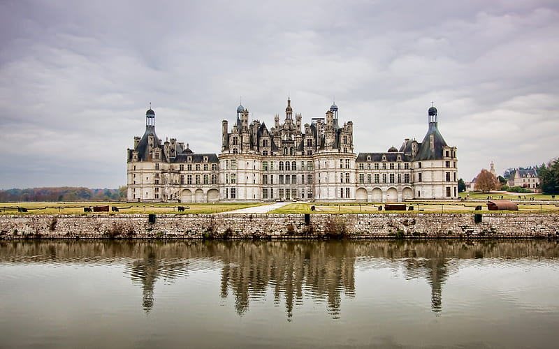 Castle Chambord, architecture, bonito, man, made, reflection, overcast, castle, lake, HD wallpaper
