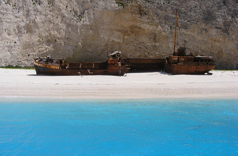 Navagio Beach, ocean, bonito, wall, sand, ship, beaches, nature, cliff, blue, abandoned, HD wallpaper