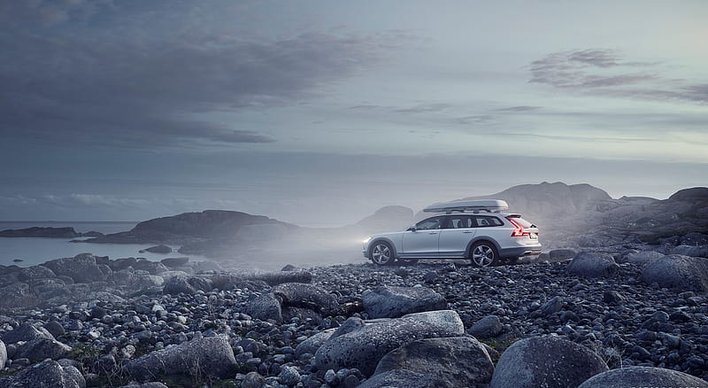 2018 Volvo V90 Cross Country Ocean Race - Side , car, HD wallpaper