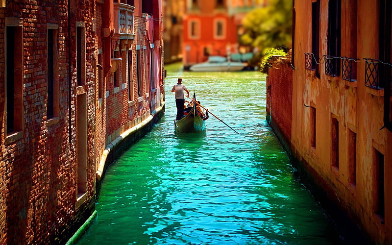 Beautiful Venice, romantic, Italy, buildings, bonito, Venice, charming, city, water, gondola, HD wallpaper