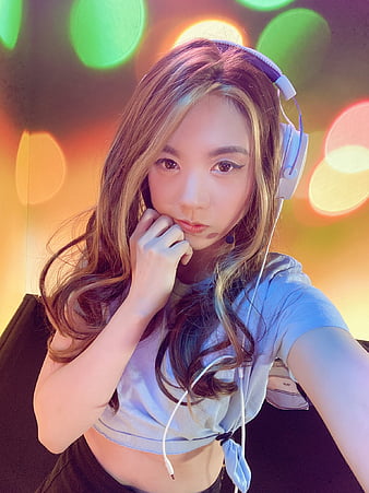 Pokimane, blue, girl, league of legends, lol, pink, poki, valorant,  videogames, HD phone wallpaper