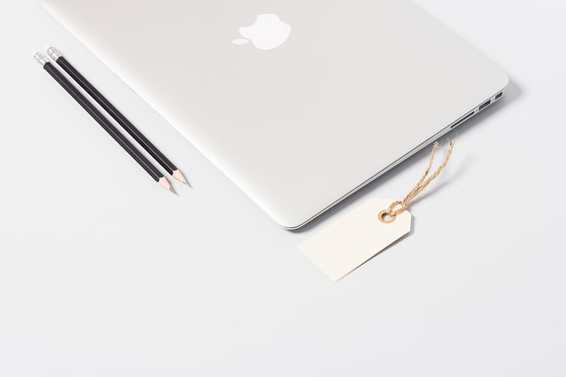 closeup of MacBook Air near pencils, HD wallpaper
