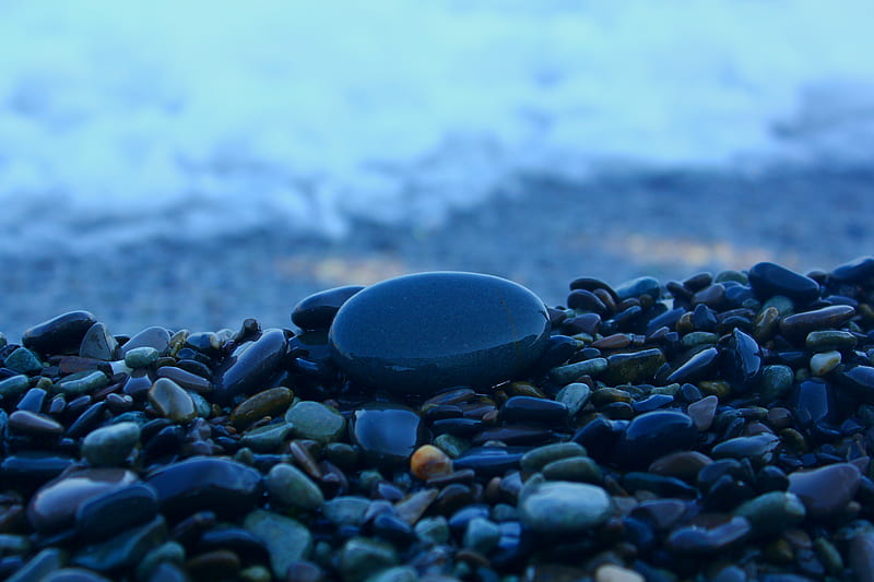 Pebble at the beach, beach, black sea, crimea, pebble, HD wallpaper