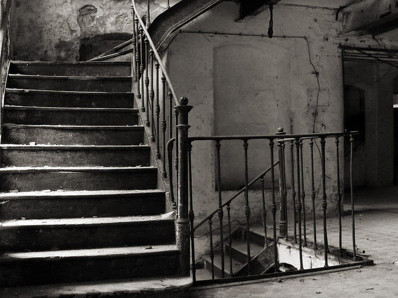 Abandoned Stairwell, architecture, abandond, black and white, stairs, old, HD wallpaper