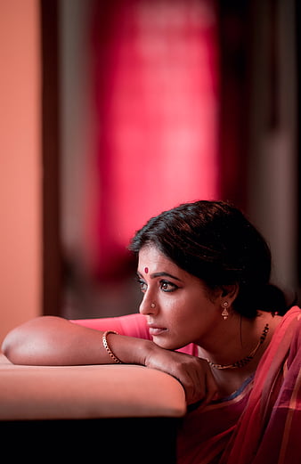 Actress Reshma Pasupuleti Saree hoot HD phone wallpaper | Pxfuel