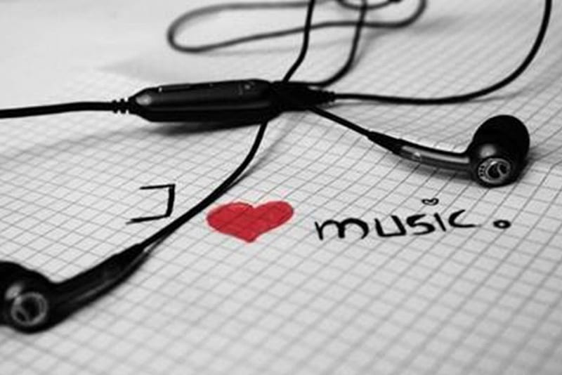 I love music m. I Love Music картинки. Картинка с надписью i Love Music. Наушники музыка любовь. Love Music Love Life колонка.