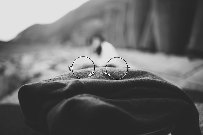 grayscale of hippie eyeglasses on cloth, HD wallpaper