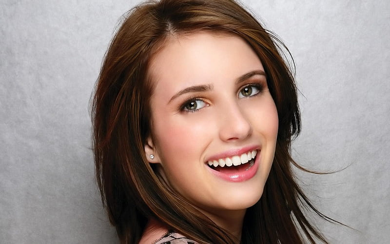 Emma Roberts Smile-, HD wallpaper