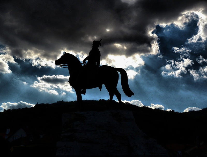 NIGHT SHADOW, riders, storms, silouettes, clouds, horses, skies, night time, shadows, knights, HD wallpaper