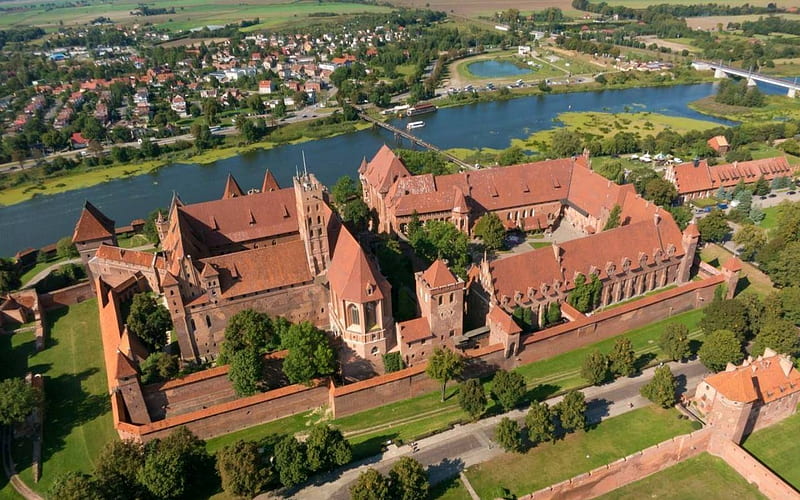Malbork Castle, Poland, Poland, river, castle, Malbork, HD wallpaper