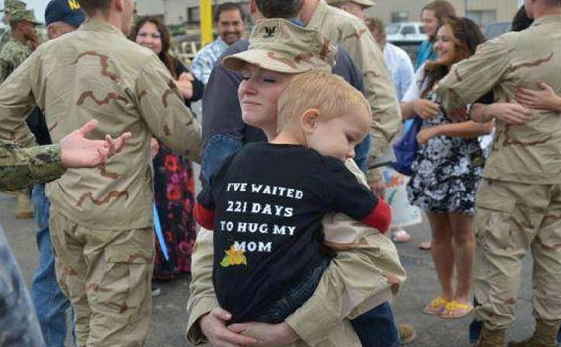 I've waited 221 Days to Hug My Mom, recon, marines, marine corps, usmc, HD wallpaper