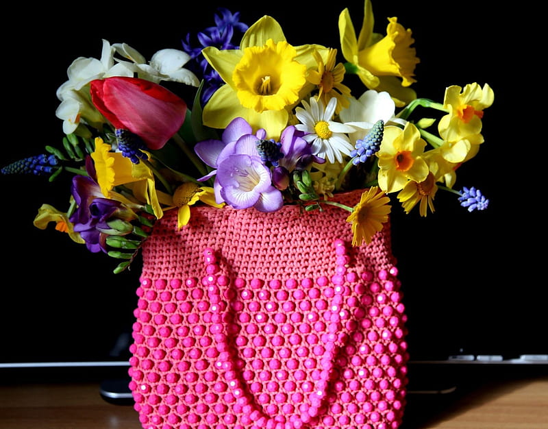 Bag of spring, red, colorful, bag, colors, yellow, spring, beautiful day, purple, bright, flowers, beauty, tulips, pink, HD wallpaper
