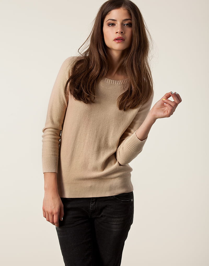 Alba Galocha, women, model, Spanish, brunette, long hair, simple background, sweater, HD phone wallpaper