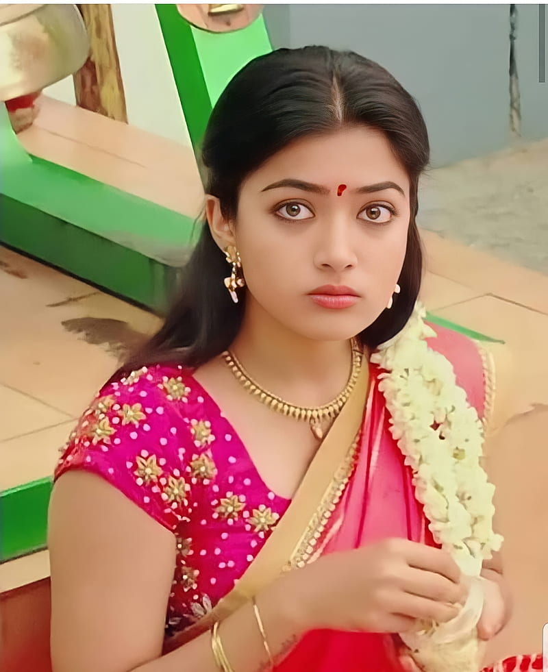 Rashmika mandanna, actress, kannada, rashmika mandana, rashmikamandana, rashmikamandanna, tamil, telugu, HD phone wallpaper