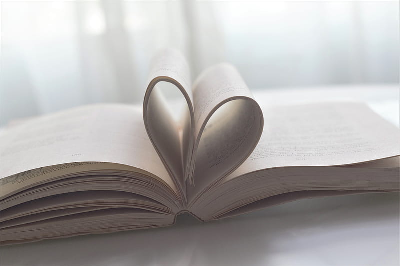 book page formed as heart, HD wallpaper