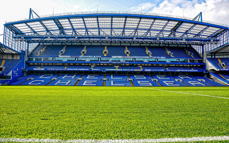 September 12, 2021, London, United Kingdom. The emblem of the Chelsea F.C.  football club on the background of a modern stadium Stock Photo - Alamy