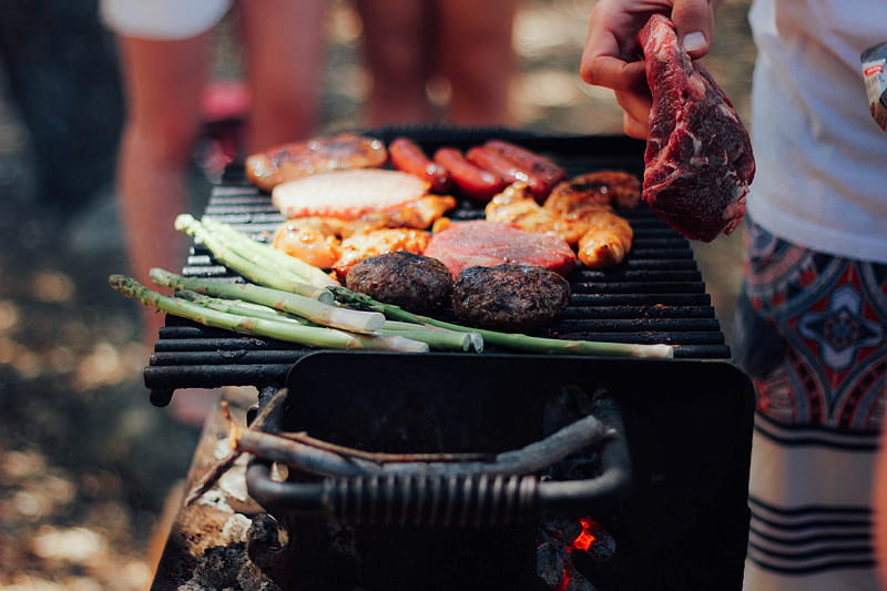 person grilling meat, HD wallpaper