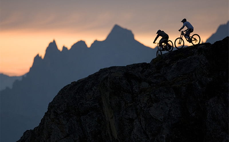 Mountain Escape, biking, mountains, sunset, bicycles, outdoors, esports, HD wallpaper