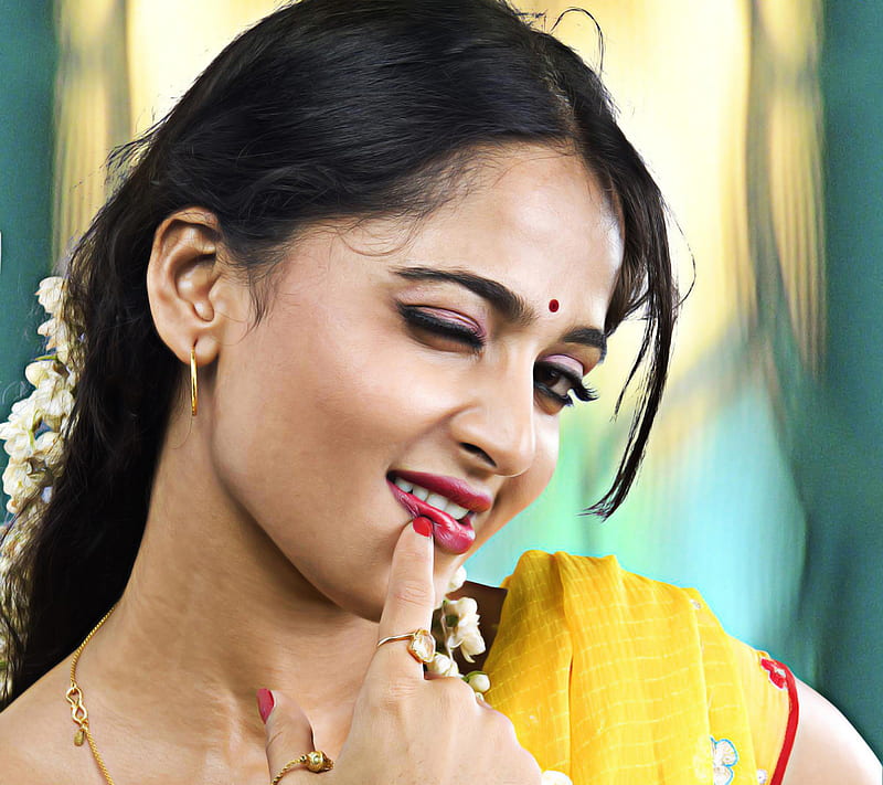 Anushka Shetty, cleavages, eyes, girl, indian, legs, lips, model, smile,  south, HD wallpaper | Peakpx