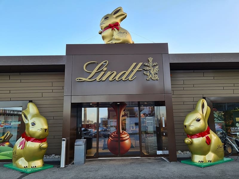 Lindt & Sprungli World Famous Swiss Chocolates est 1899, bunny rabbits, stores world wide, french door glass, french doors, Tours and classes, HD wallpaper