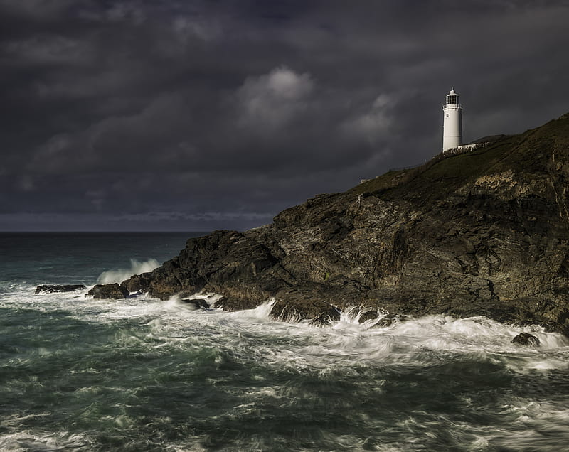 Trevose Head Lighthouse, Storm Clouds Ultra, Europe, United Kingdom, Green, Cloudy, graphy, Lighthouse, Coast, Cornwall, Overcast, windy, stormclouds, rainclouds, darksky, choppy, travose, HD wallpaper